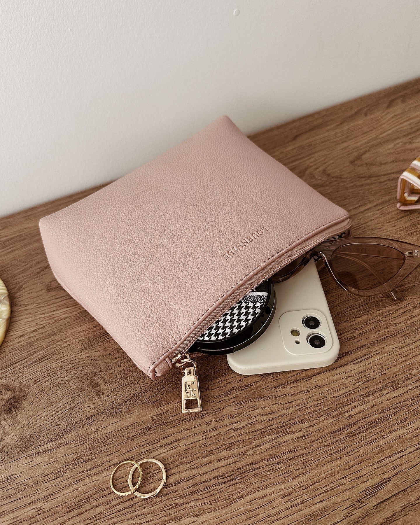 The Everyday Pouch