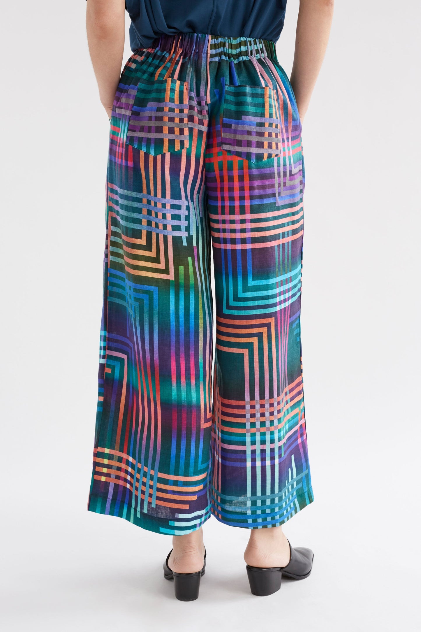 Ilona Pant - Elk The Label