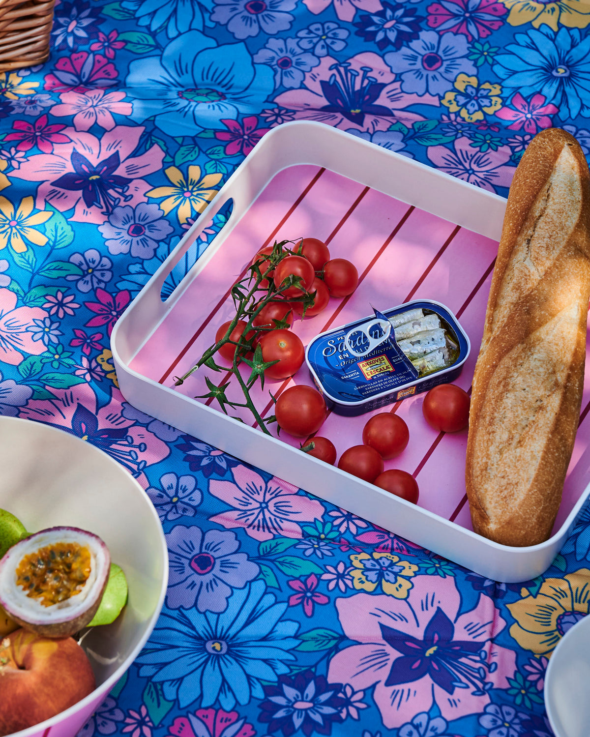 Iced Vovo Stripe Serving Tray - Kip&Co