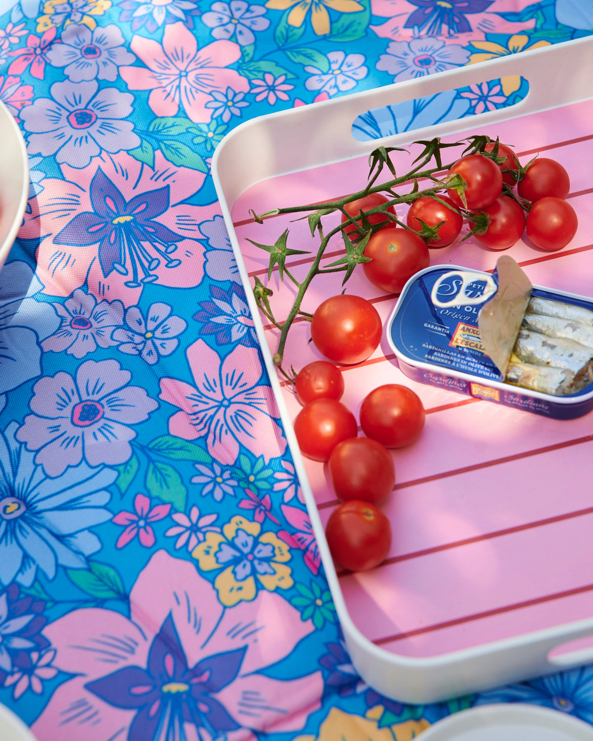Iced Vovo Stripe Serving Tray - Kip&Co