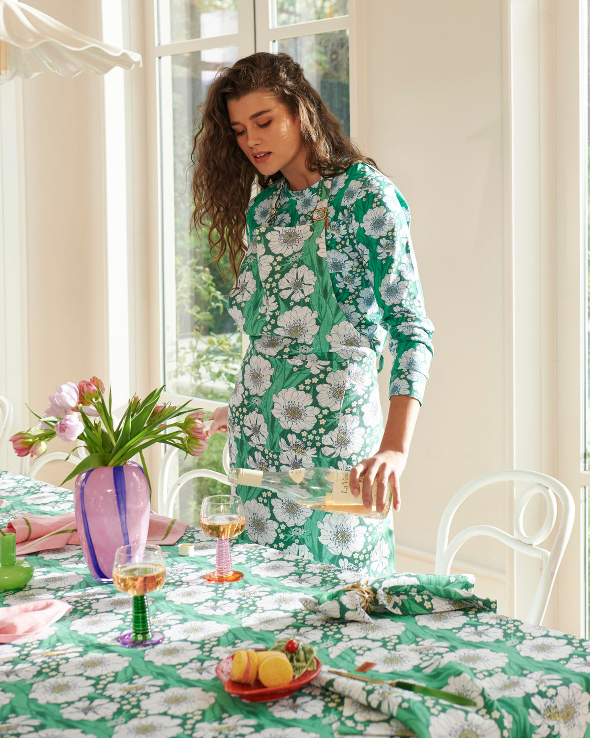 Tumbling Flowers Green Linen Tablecloth - Kip&Co
