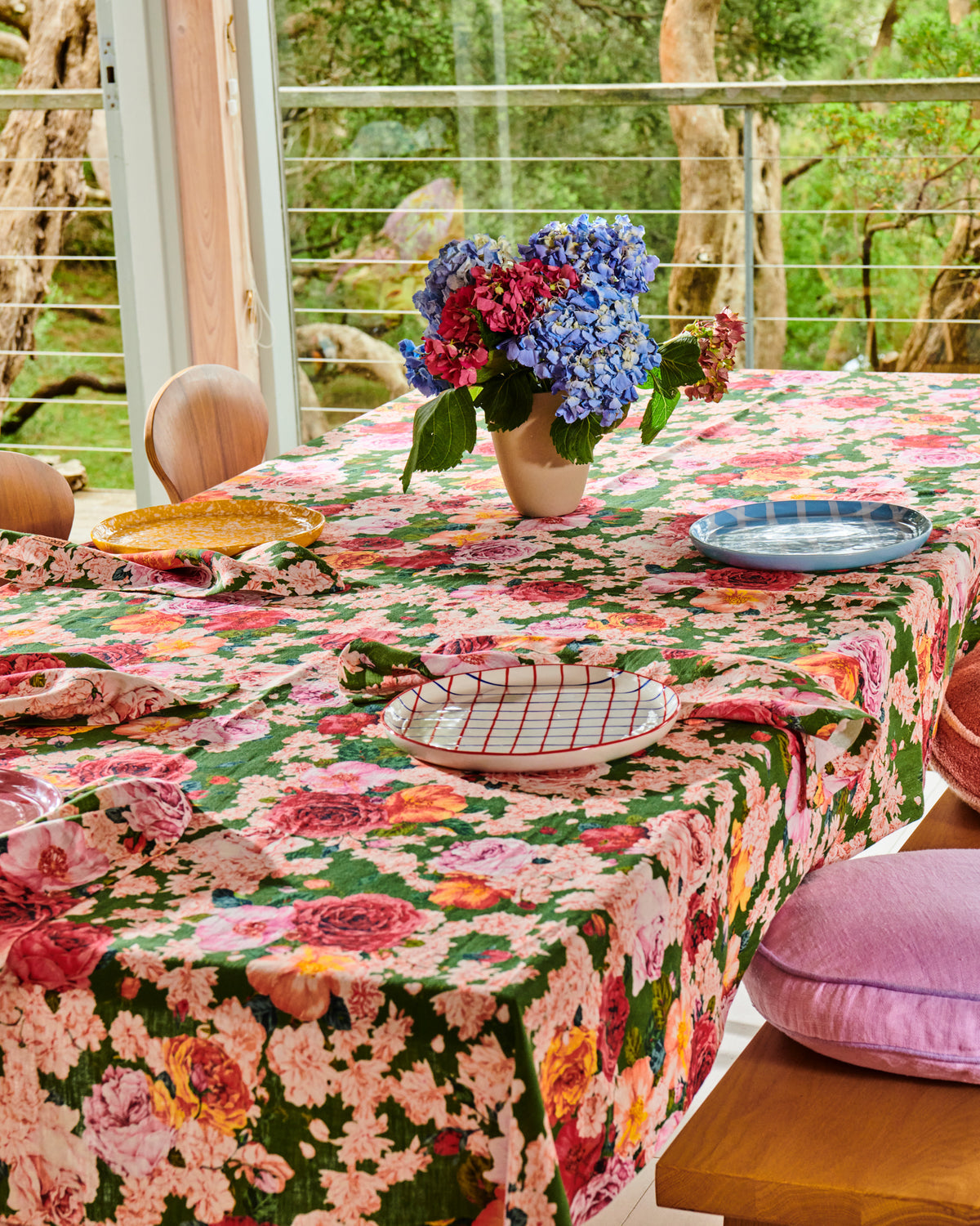 Rose Garden Rectangular Linen Tablecloth - Kip&Co