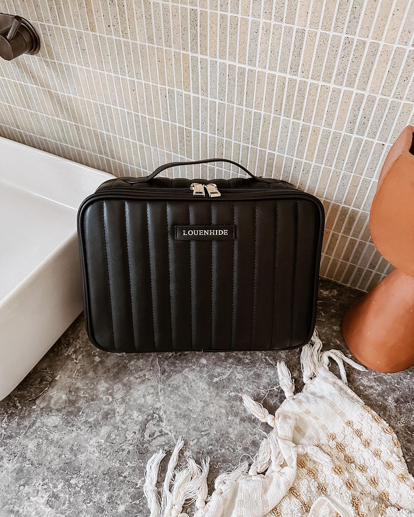 Maggie Cosmetic Case - Louenhide