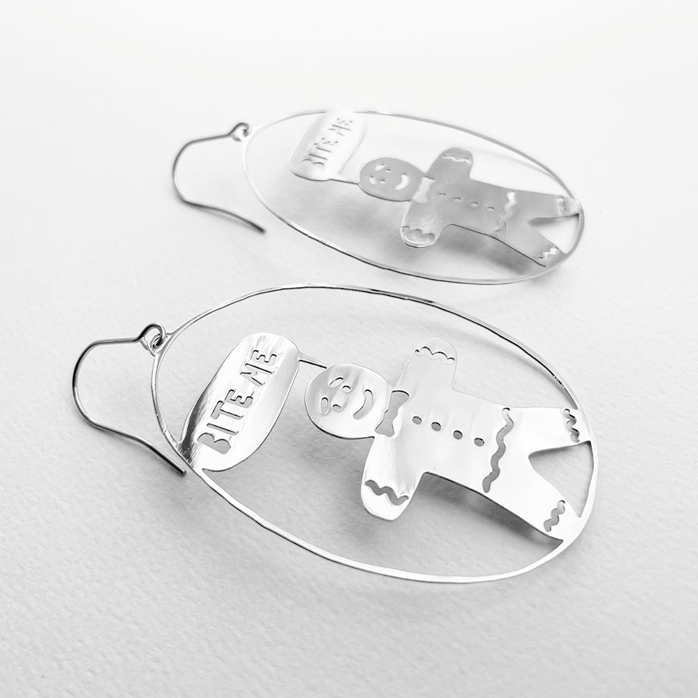 Bite Me Gingerbread In Silver - Denz