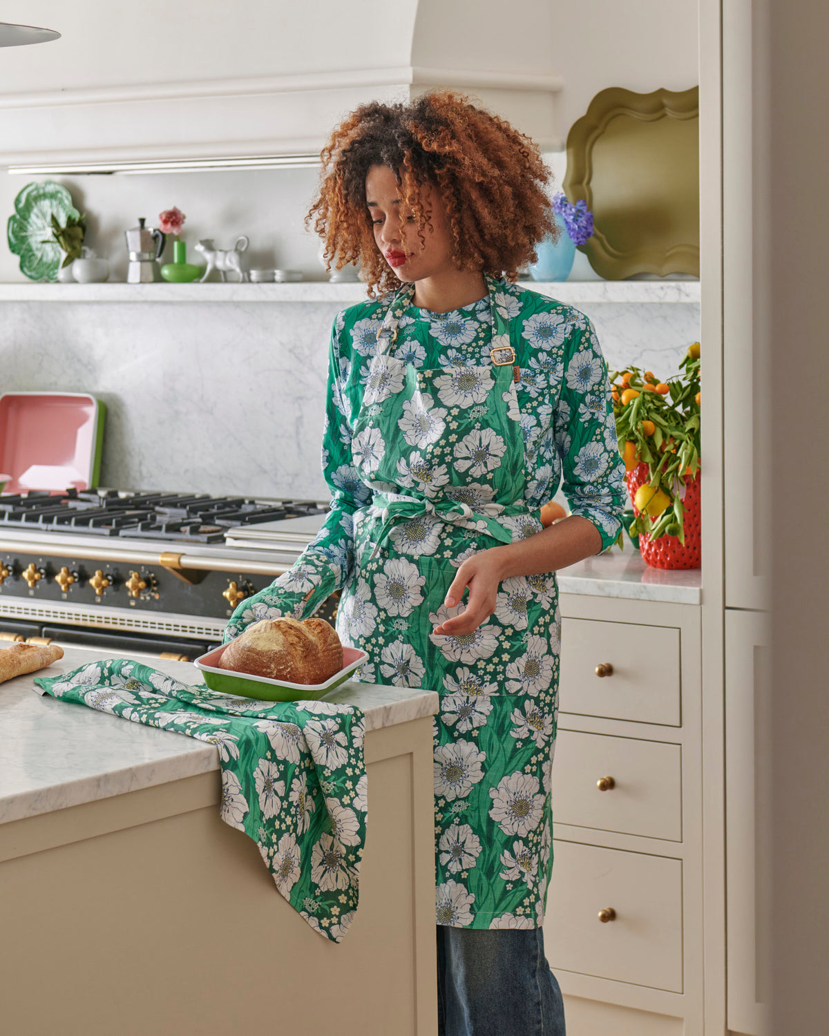 Tumbling Flowers Green Linen Tea Towel - Kip&Co