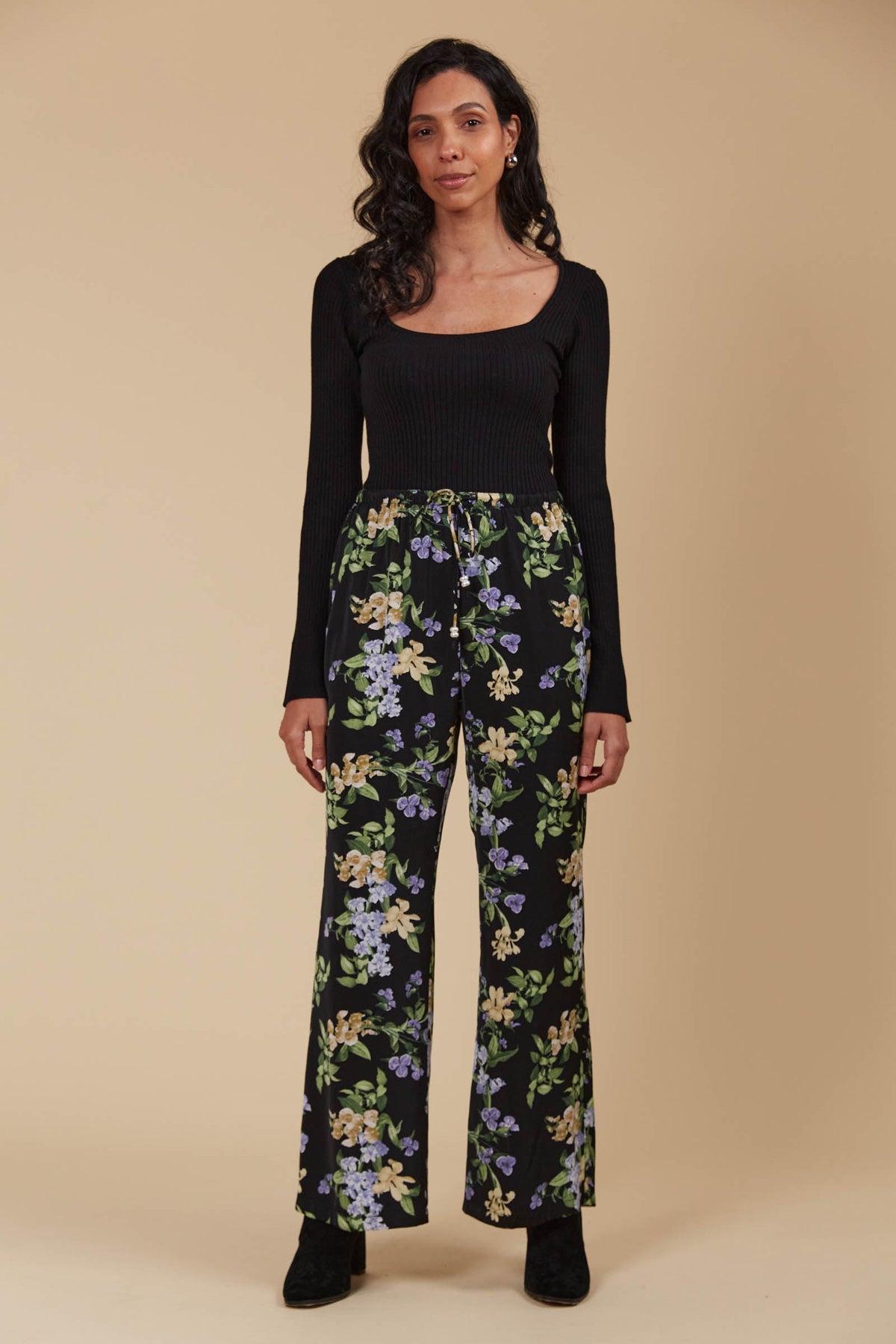 Maia Pant - Isle Of Mine