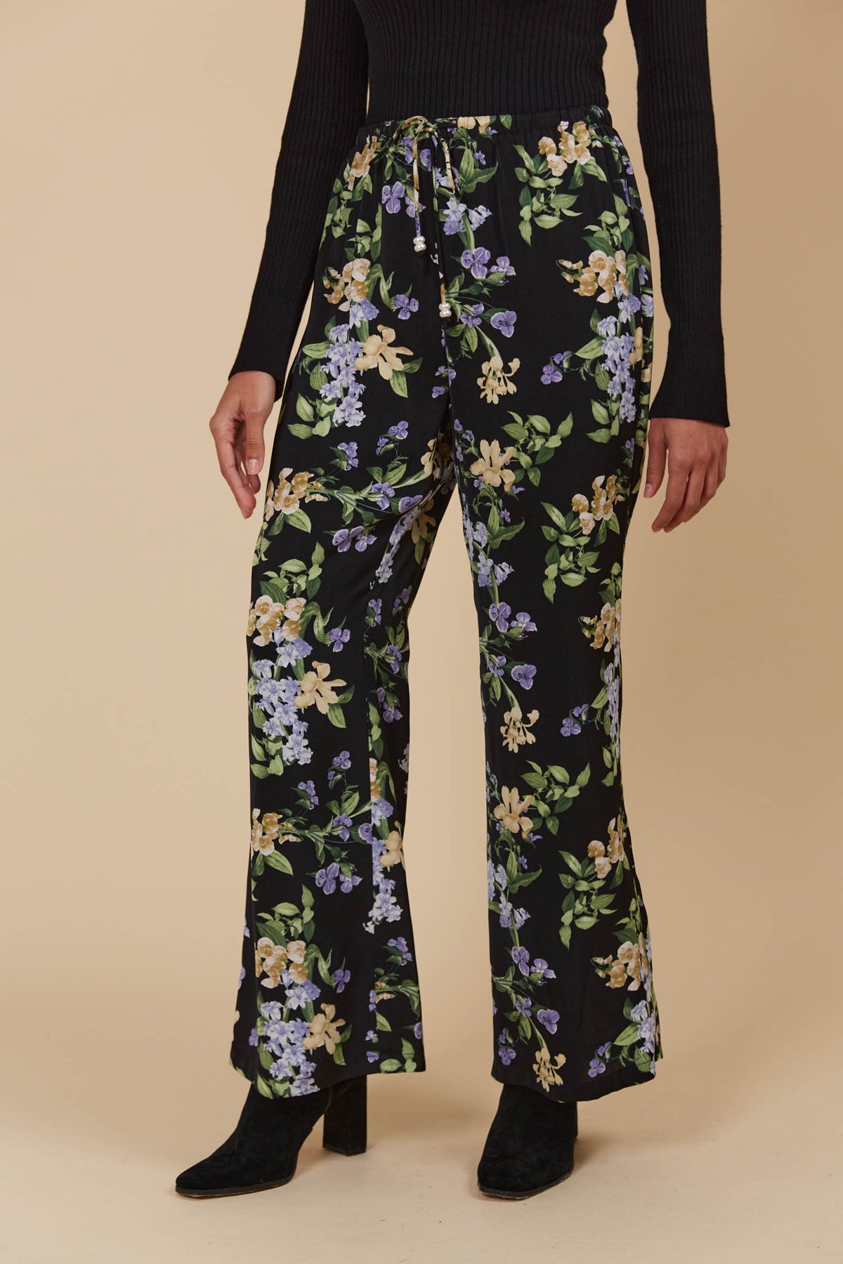 Maia Pant - Isle Of Mine
