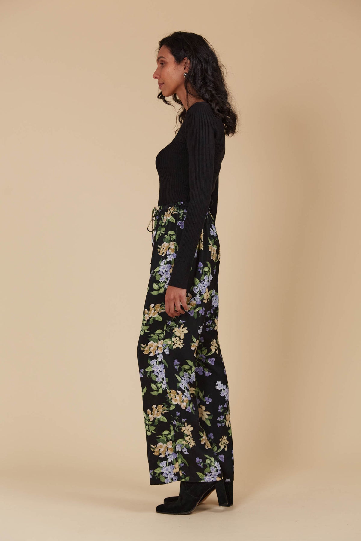 Maia Pant - Isle Of Mine