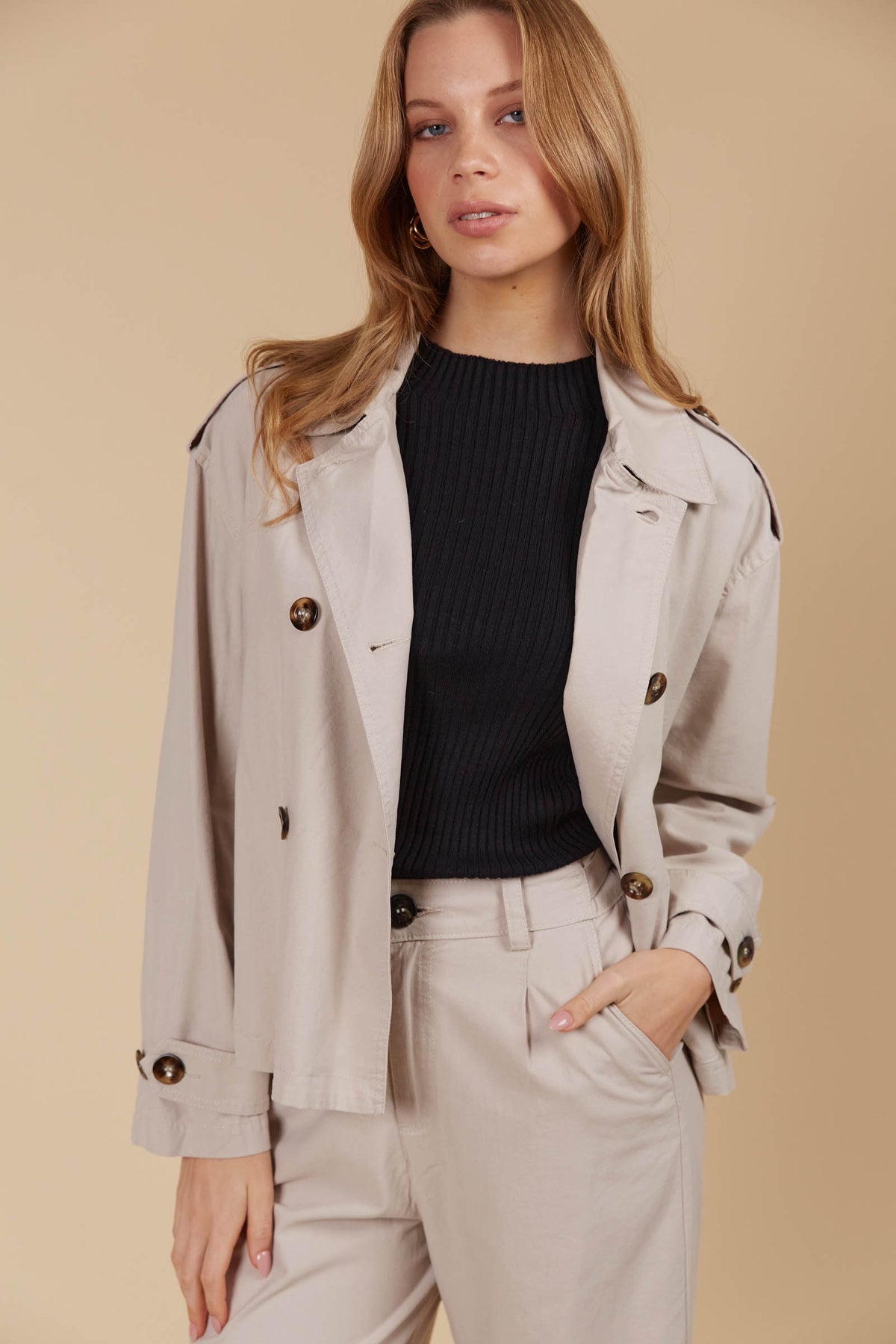 Freya Crop Trench - Isle Of Mine