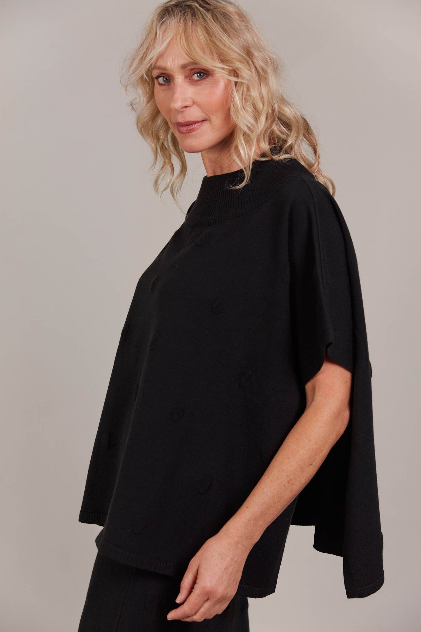 Masa Knit Poncho
