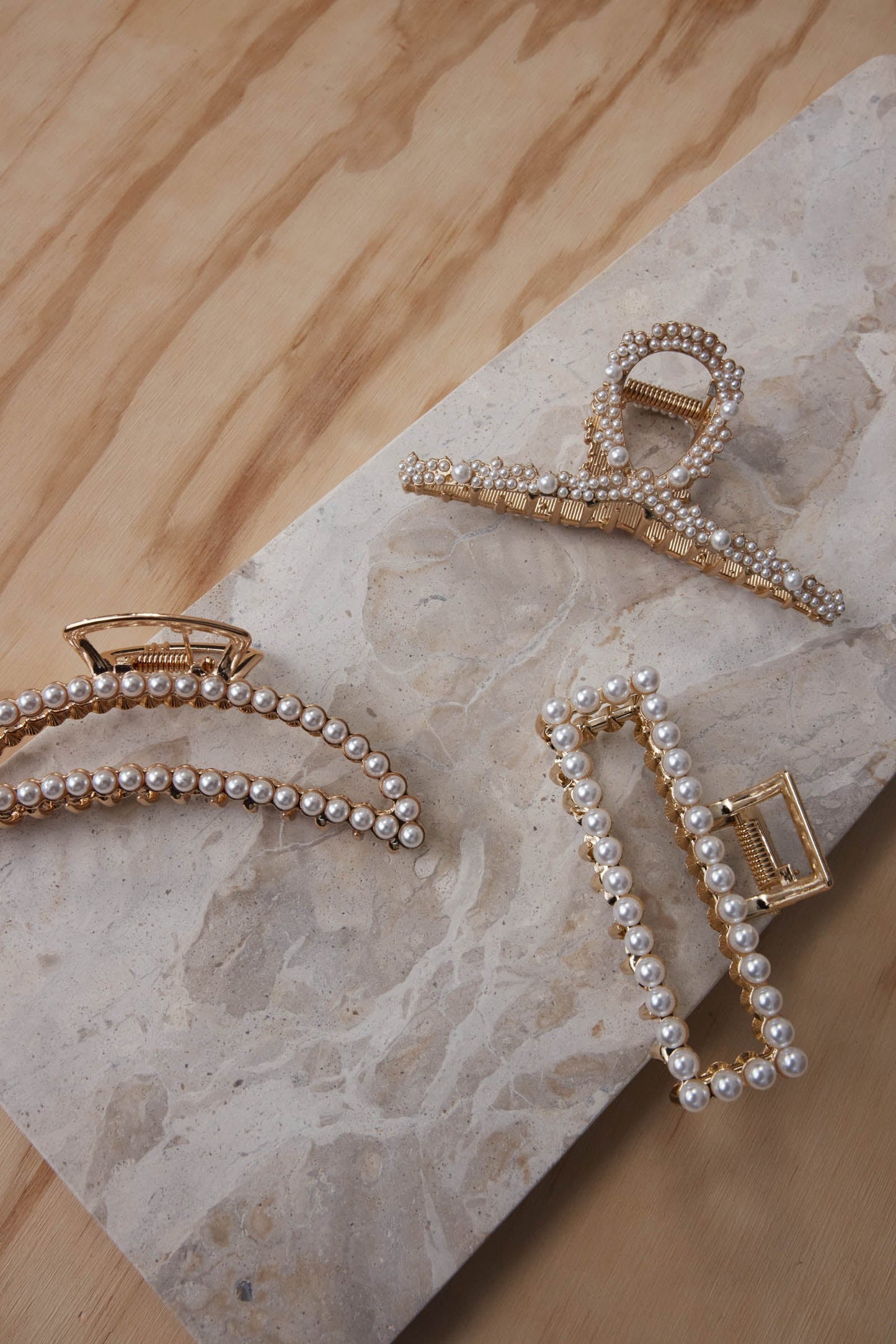 Avino Pearl Claw - eb&ive