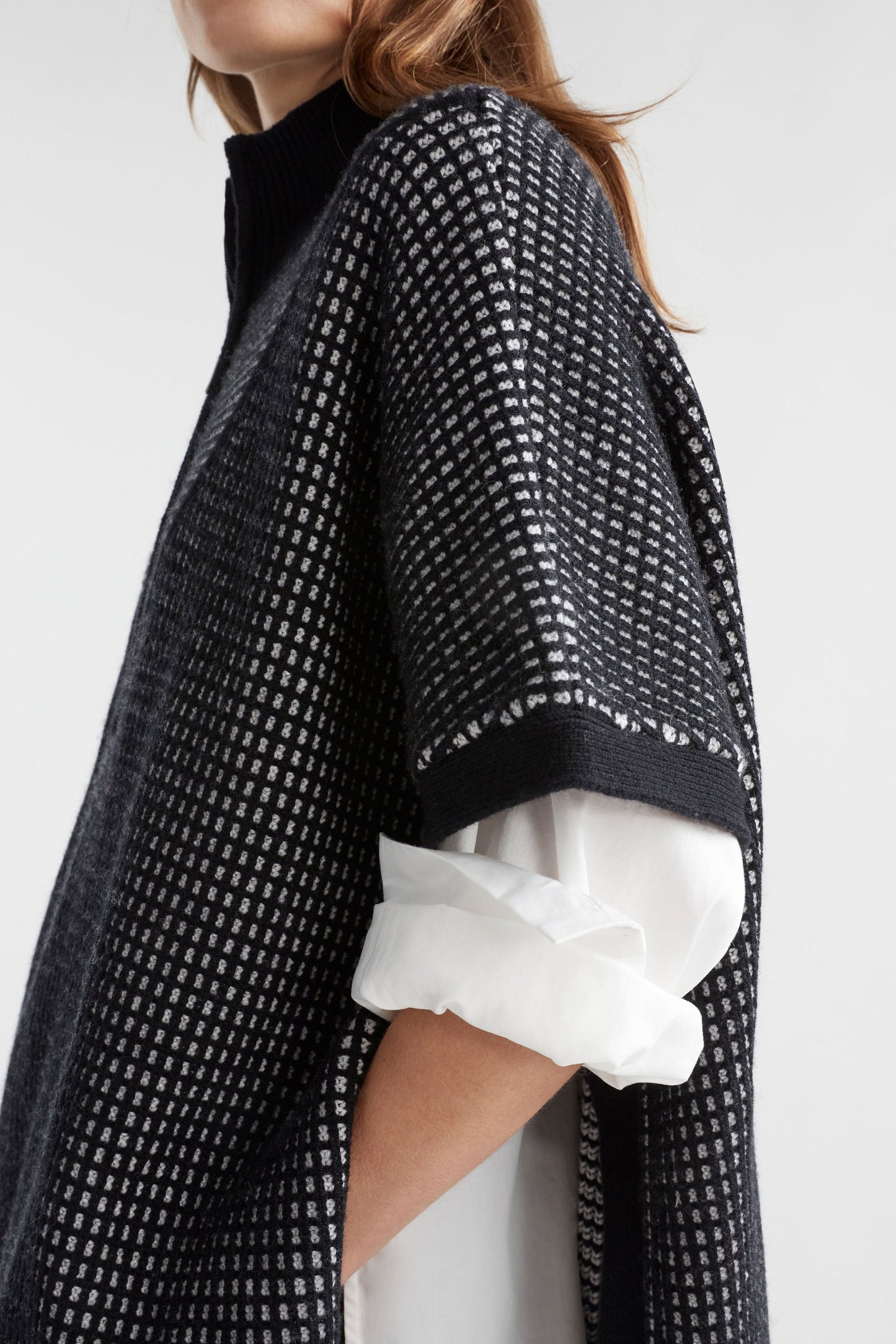Cheil Poncho - Elk The Label