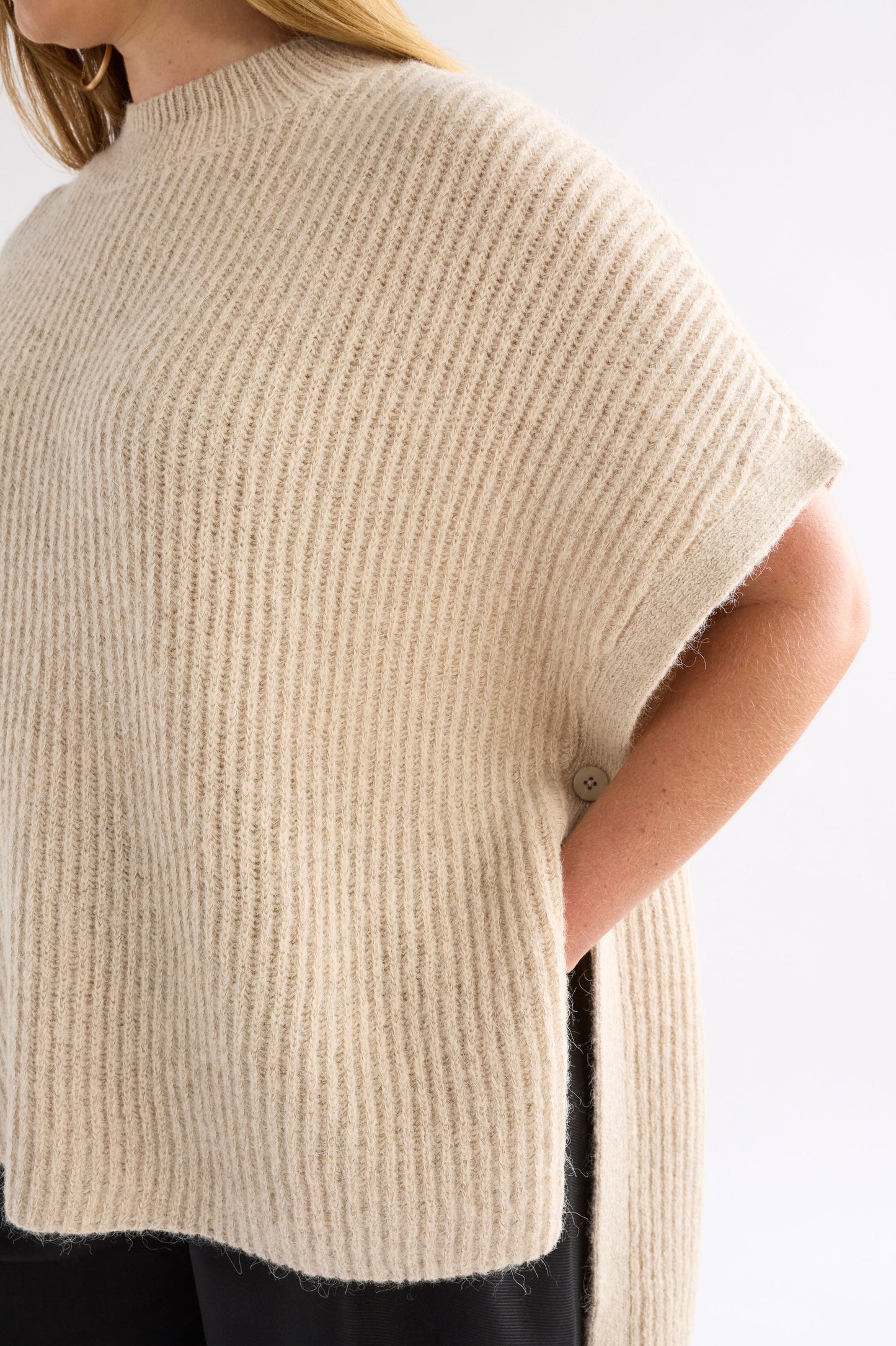 Kaanto Poncho - Elk The Label