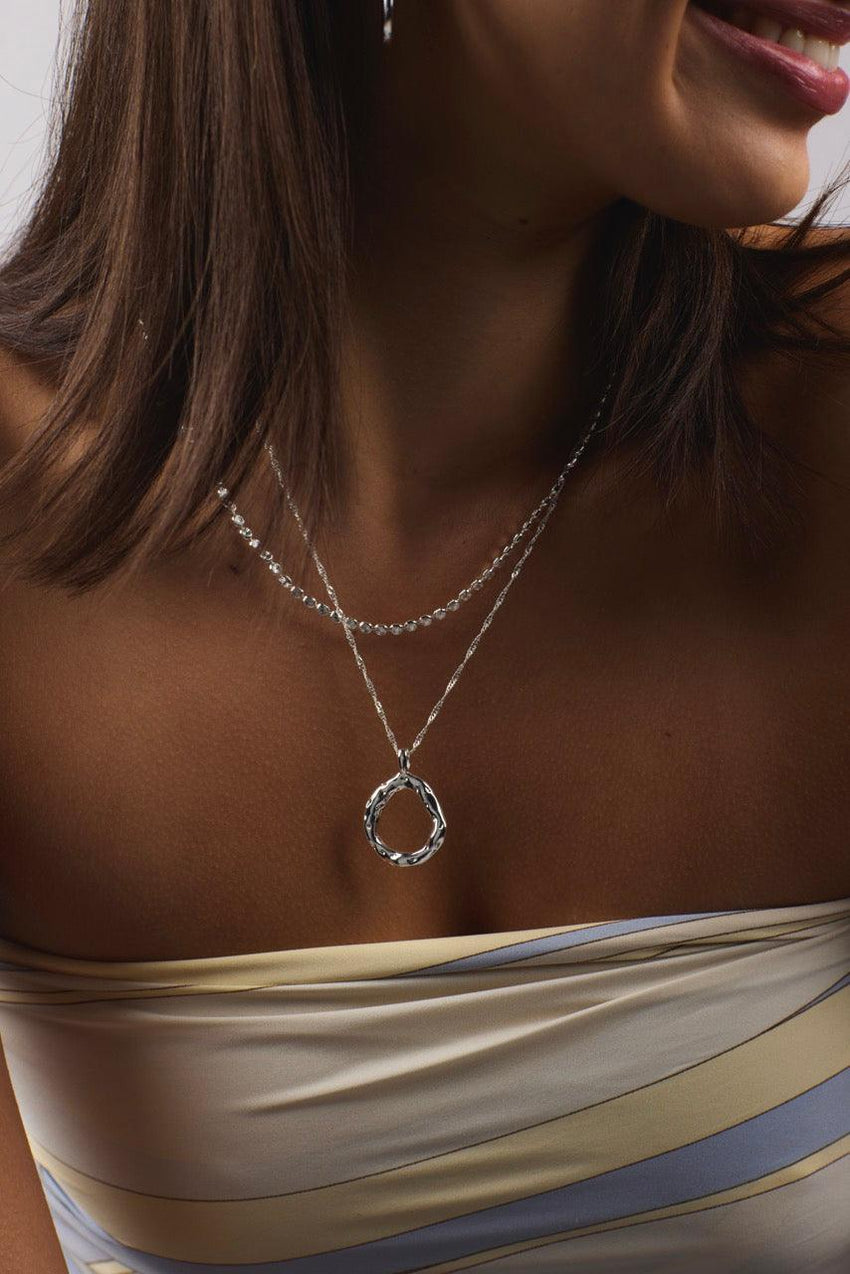 Belle Necklace