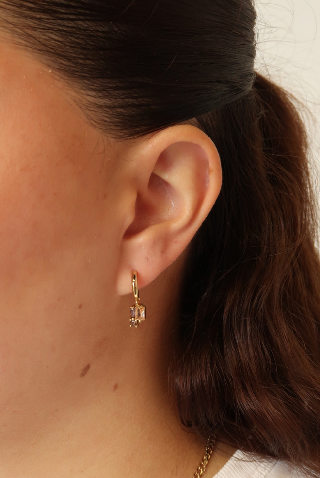 Elenore Rouge Crystal Earring