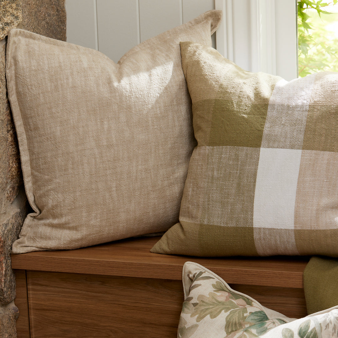 Lincoln Oatmeal Cushion