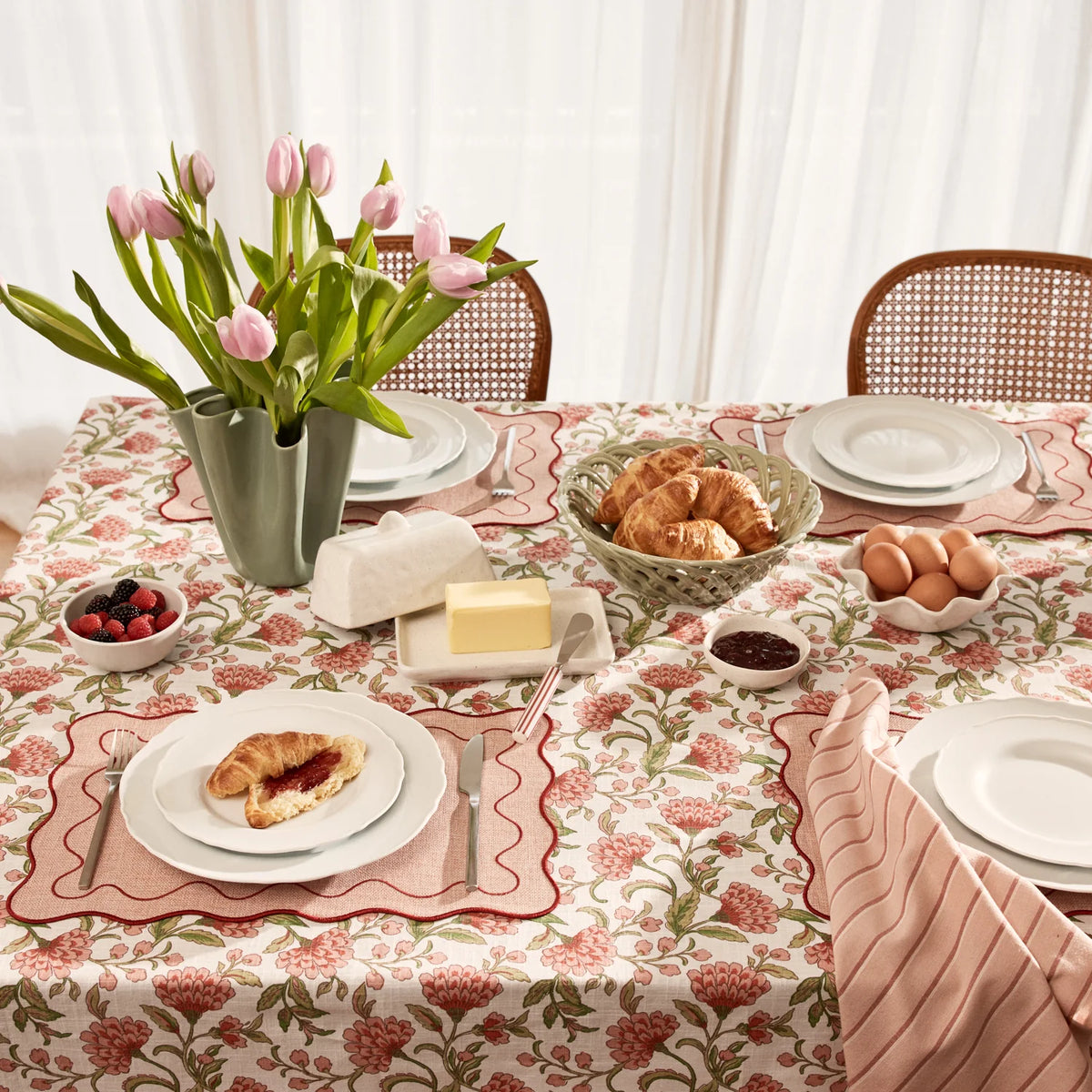 Georgia Pink/Green Tablecloth 150x230cmm