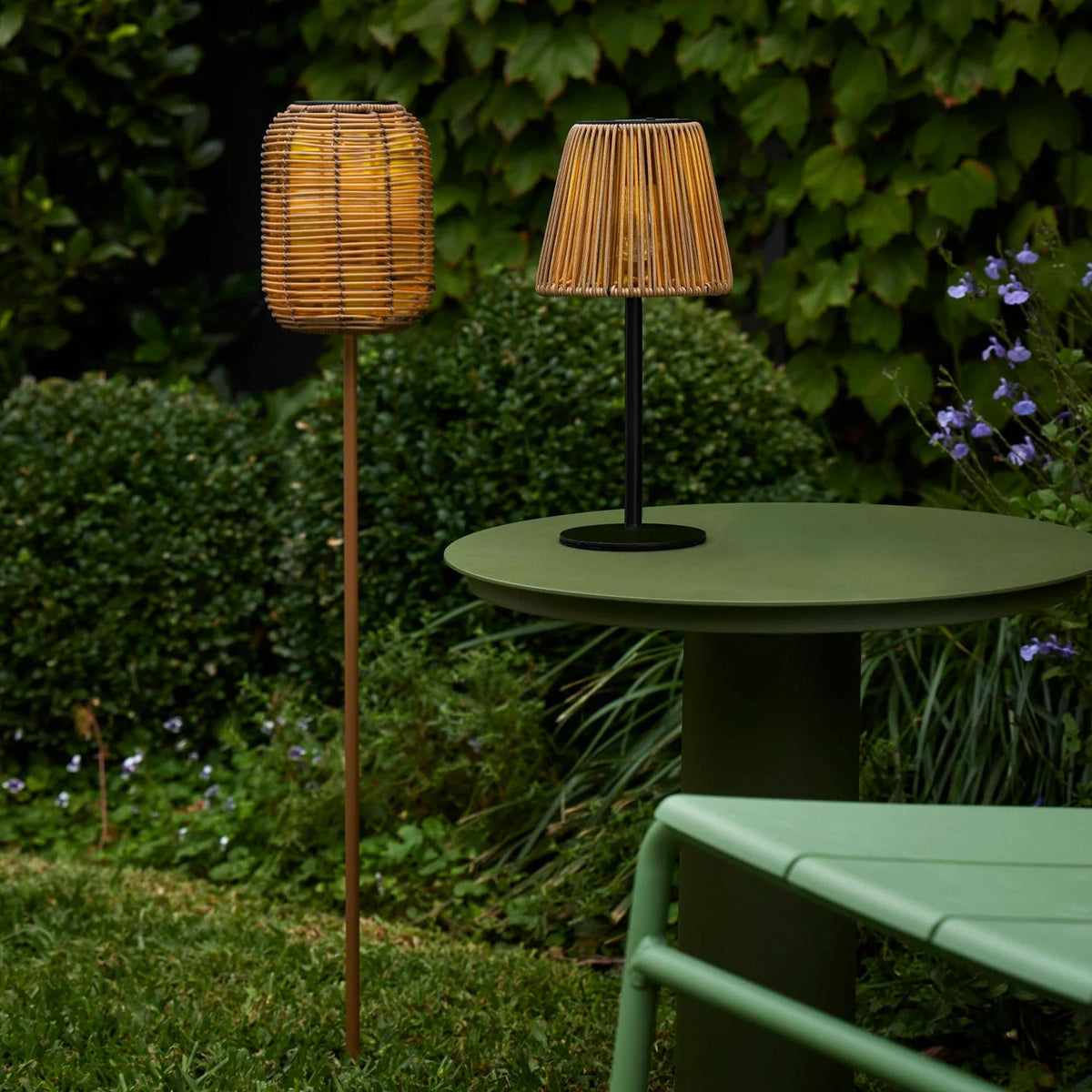 Atlas Solar Lamp