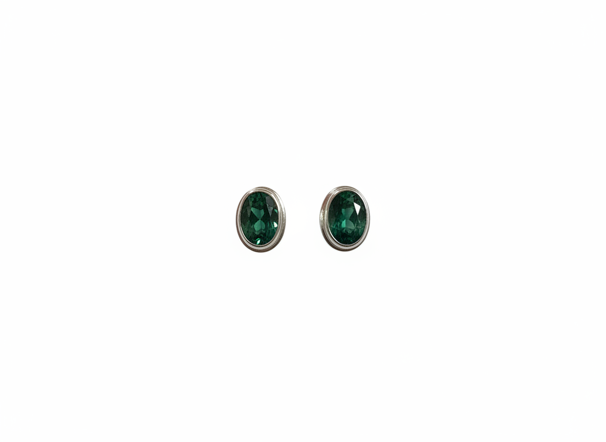 Green Garnet Stud