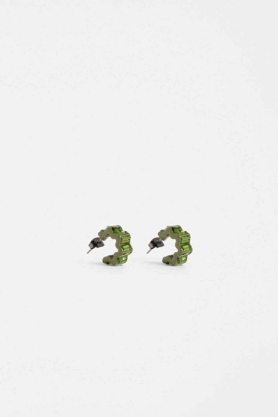 Jolle Mini Hoop Earring