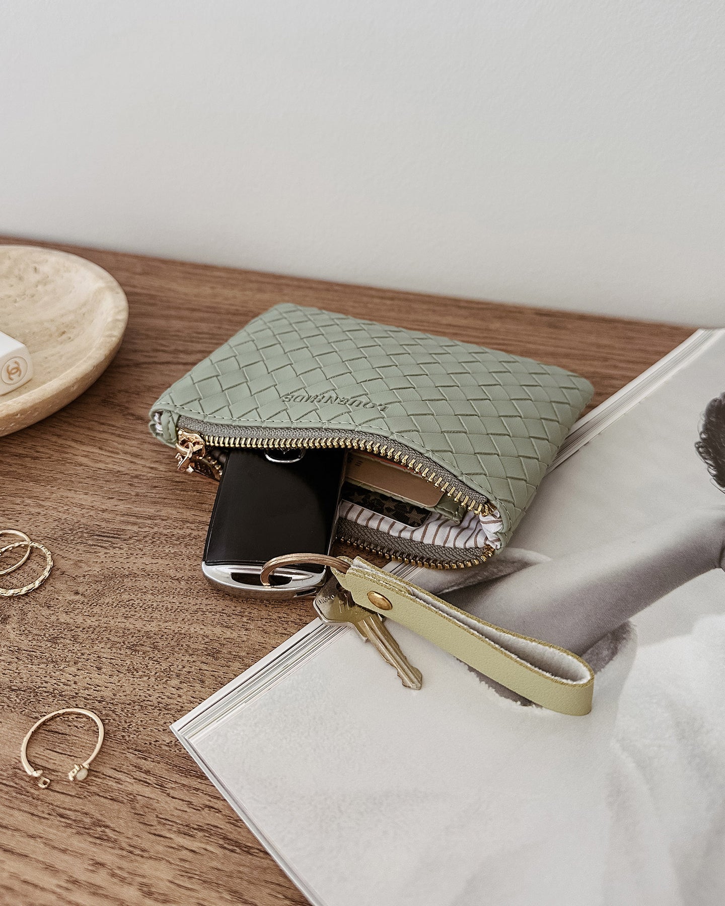 Kuta Purse