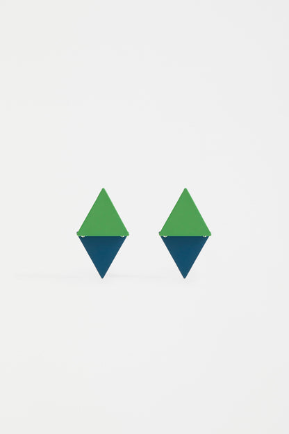 Tri Stud Earring