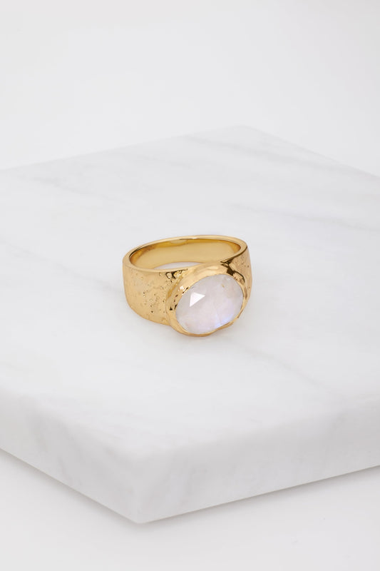 Daniella Ring Moonstone