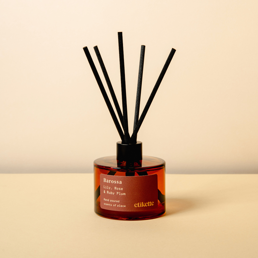 Barossa in Lily, Rose & Ruby Plum Eco Reed Diffuser - etikette