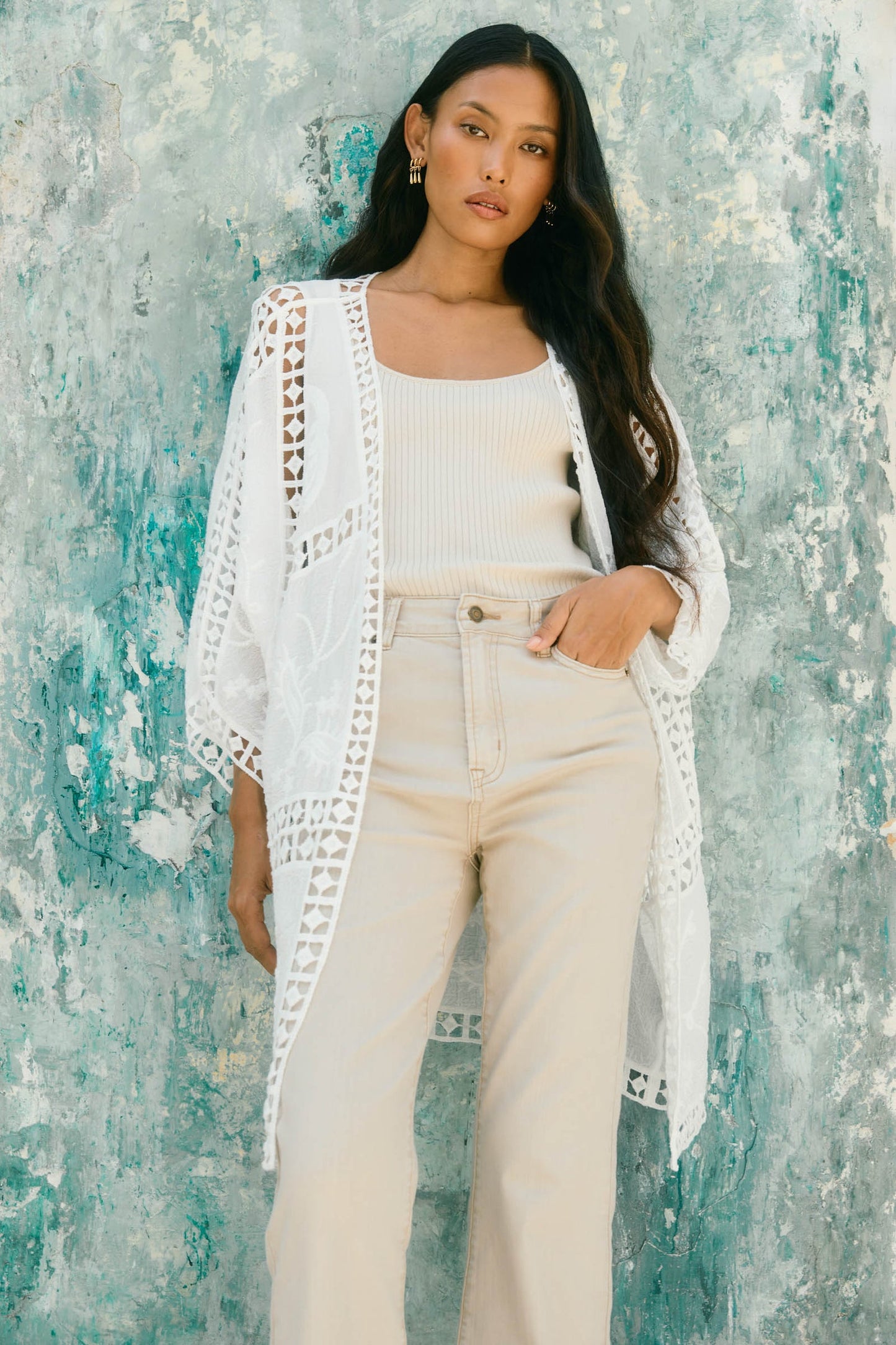 Oline Lace Kimono