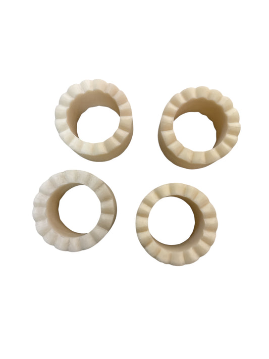 Aries Cream Scallop Napkin Rings Set/4 - Madras Link