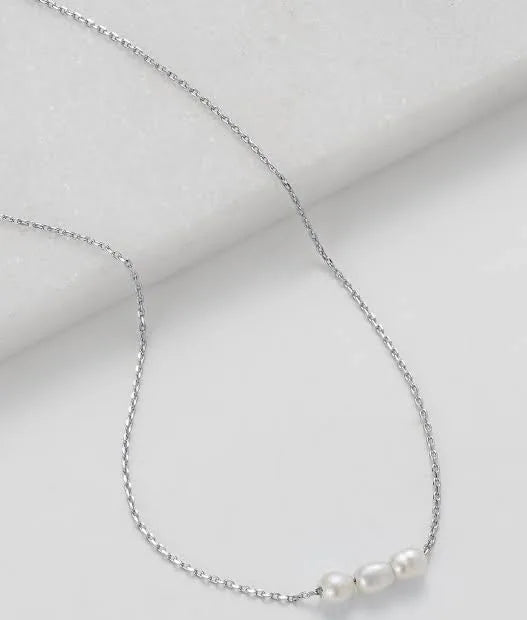 Mini Pearl Necklace