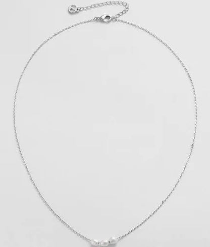 Mini Pearl Necklace