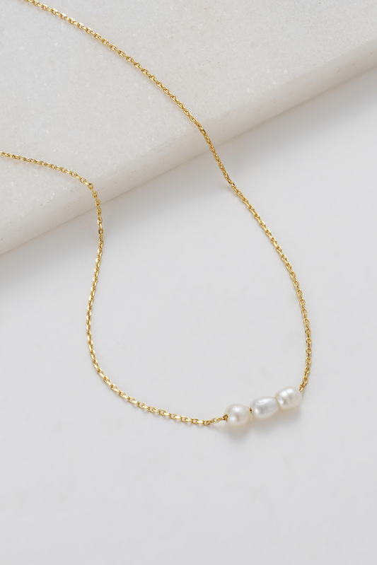 Mini Pearl Necklace