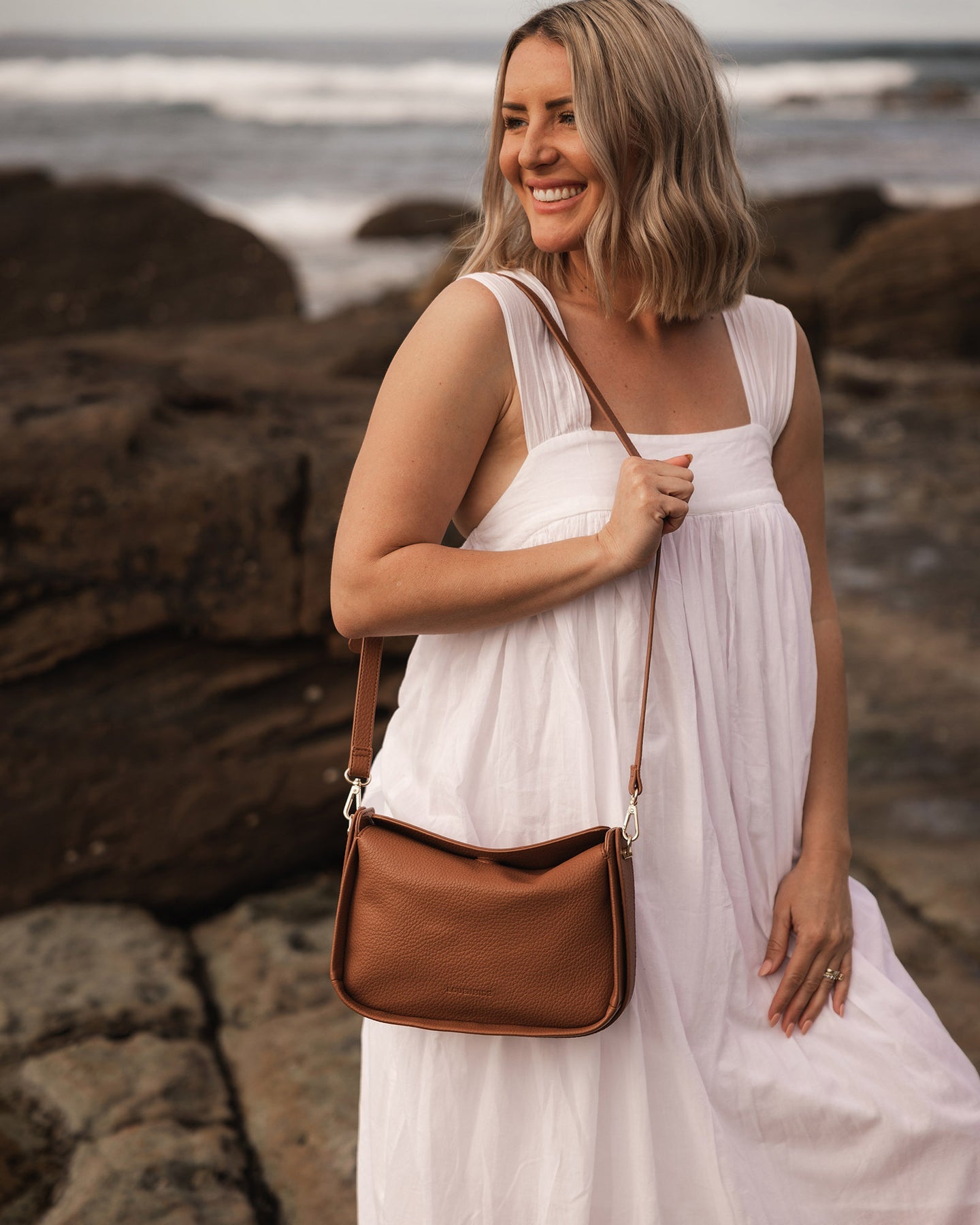 Maddie Shoulder Bag - Louenhide