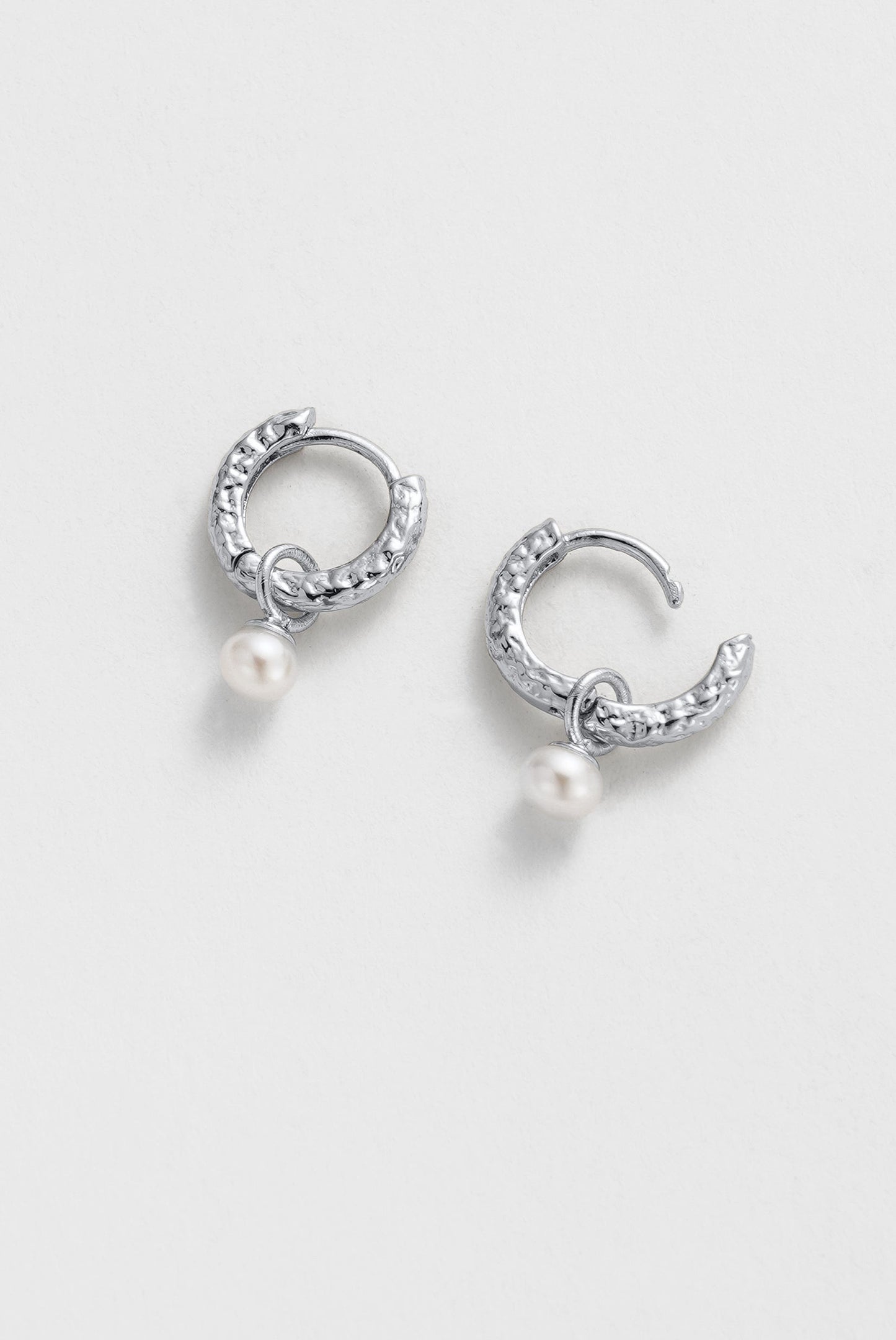 Emery Pearl Earring
