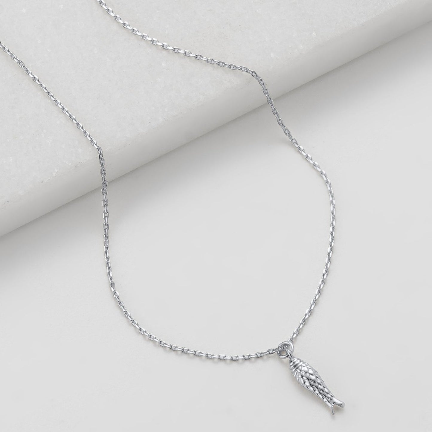 Tate Mini Necklace