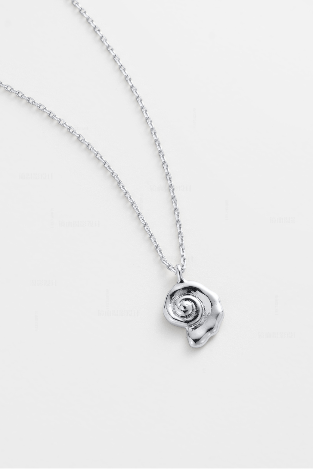 Shelly Mini Necklace