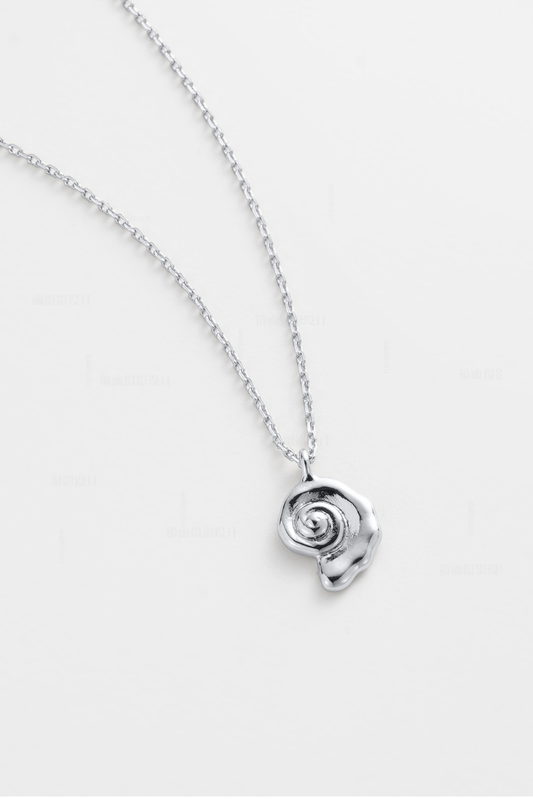 Shelly Mini Necklace