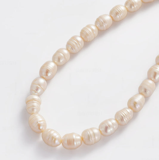 Luna Pearl Necklace