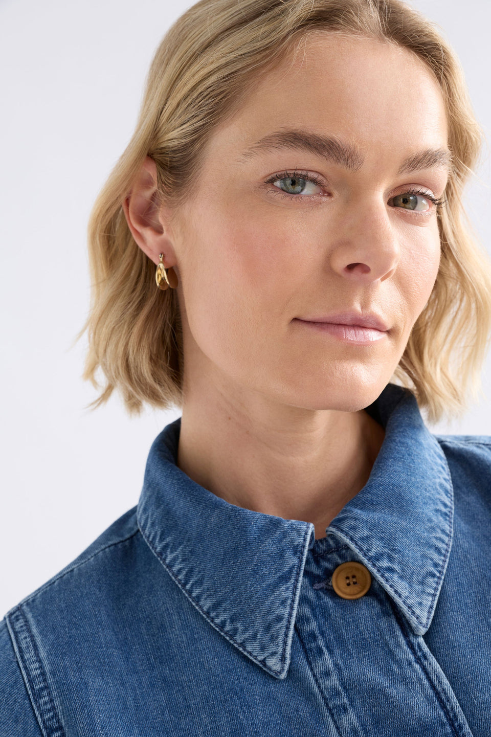 Apenn Small Hoop Earrings