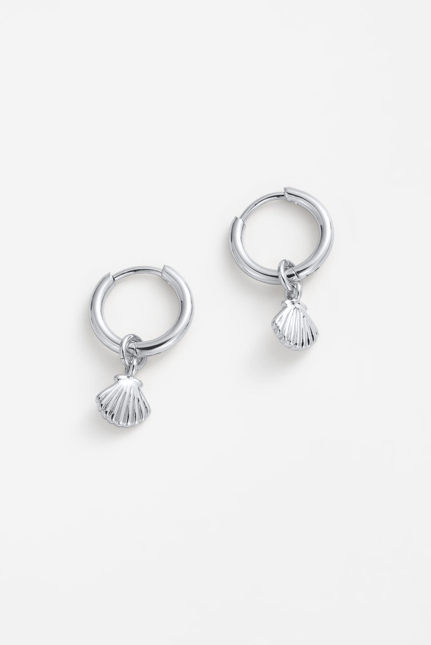 Shelly Huggie Silver