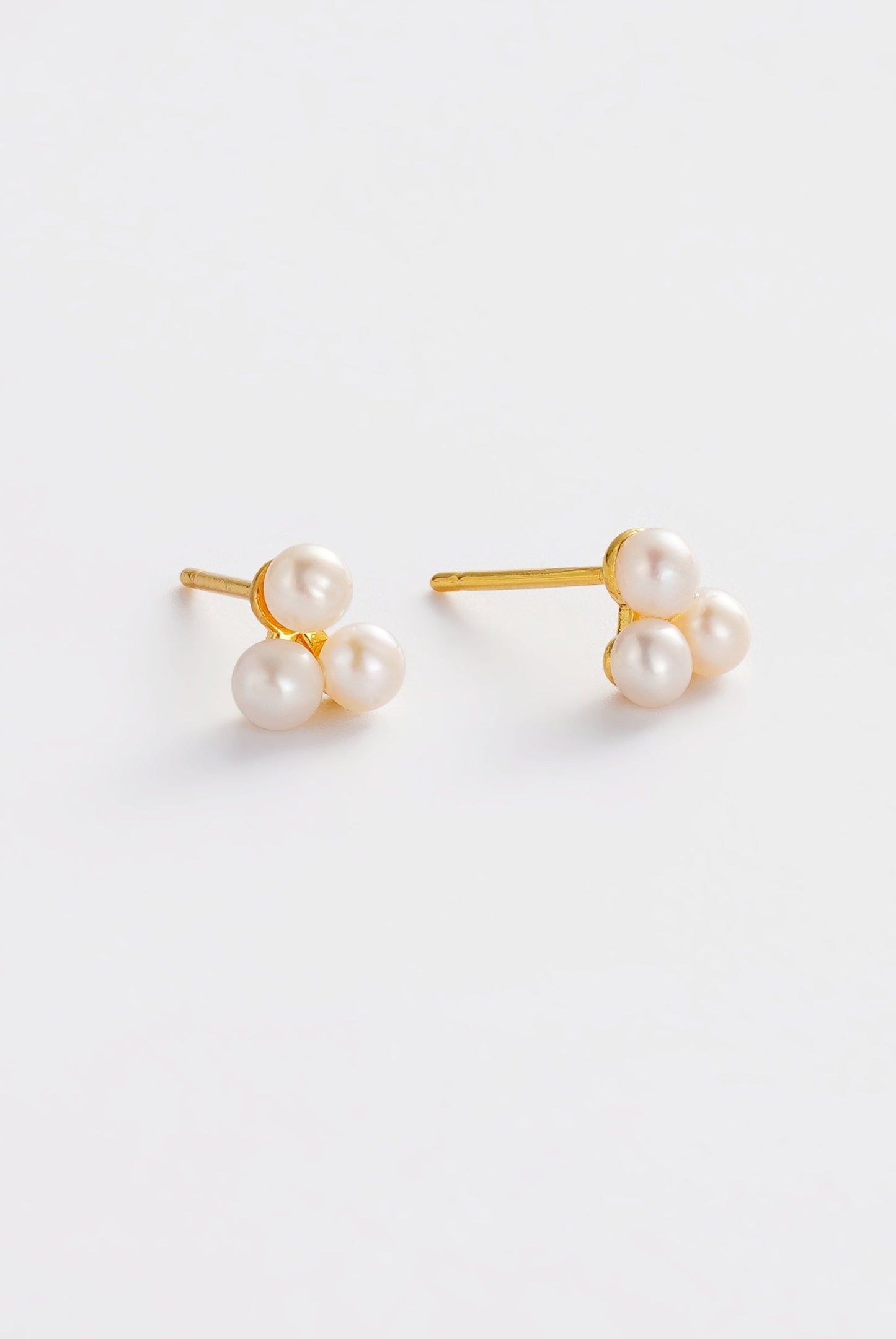 Luna Pearl Stud