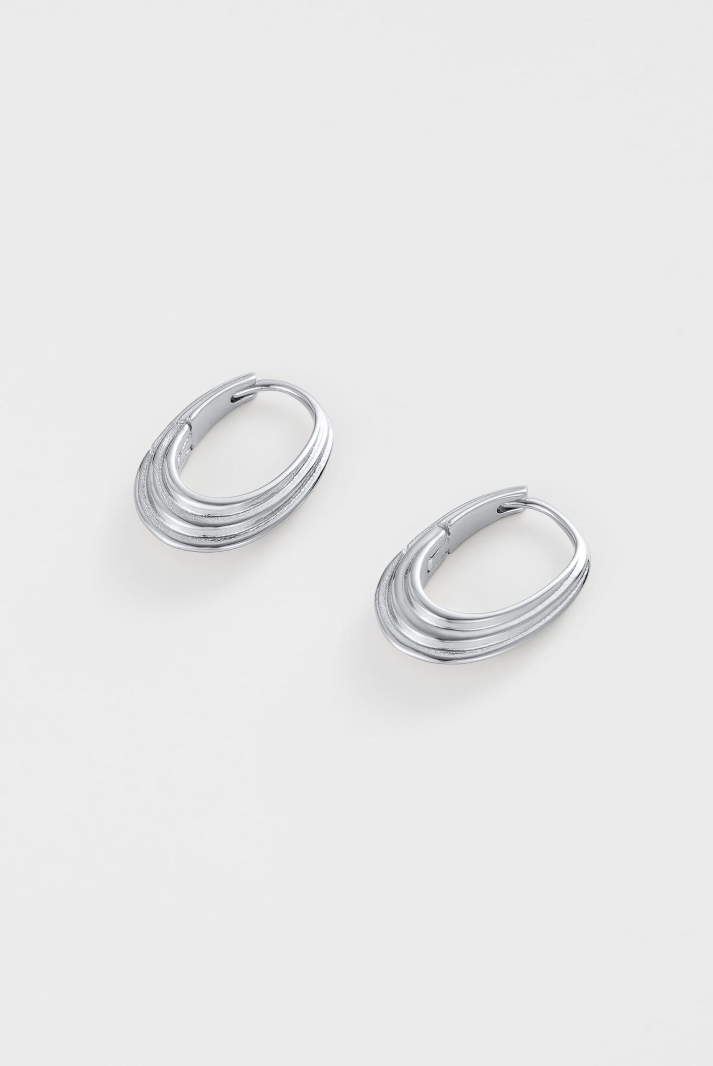 Marley Hoop Medium