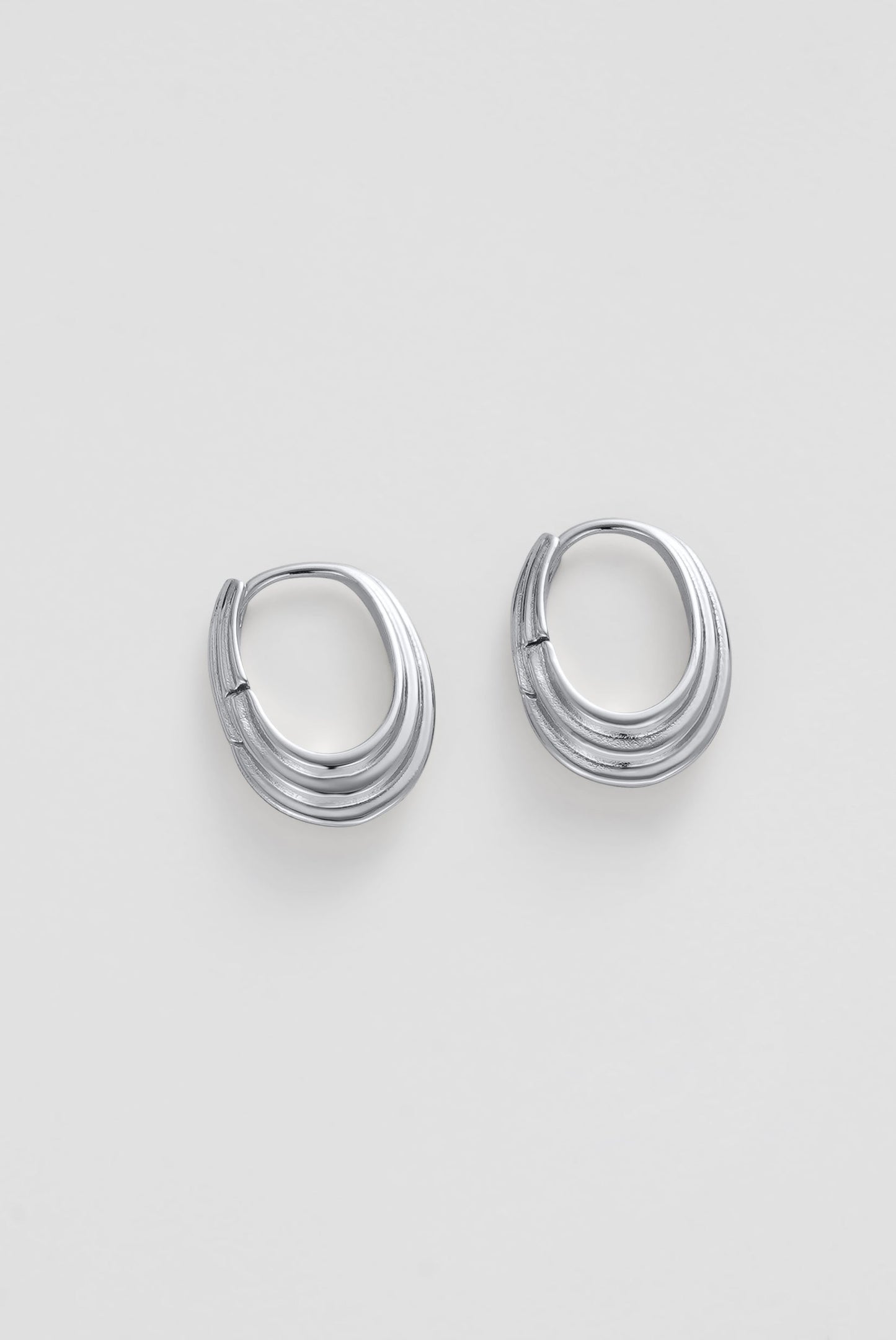 Marley Hoop Medium