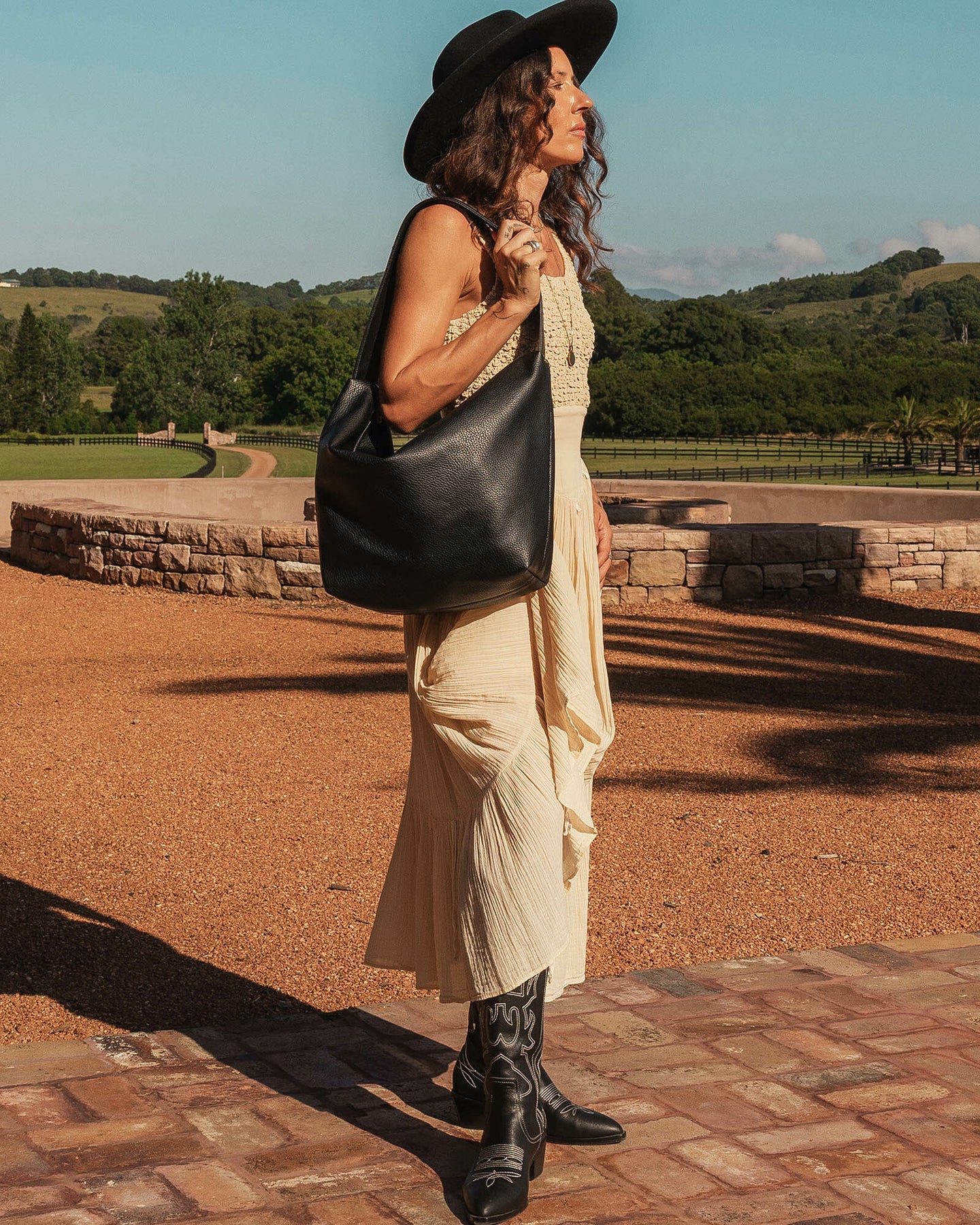 Morgan Shoulder Bag - Louenhide