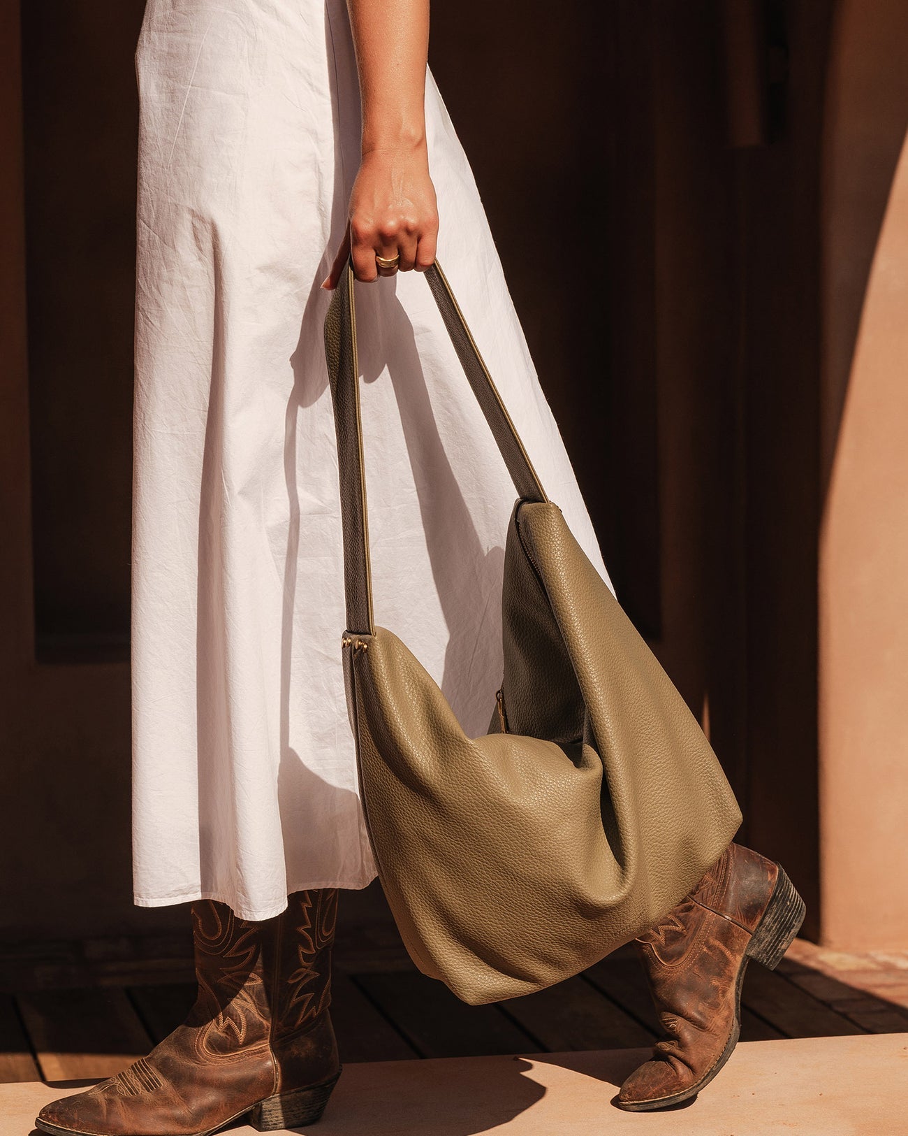 Morgan Shoulder Bag - Louenhide