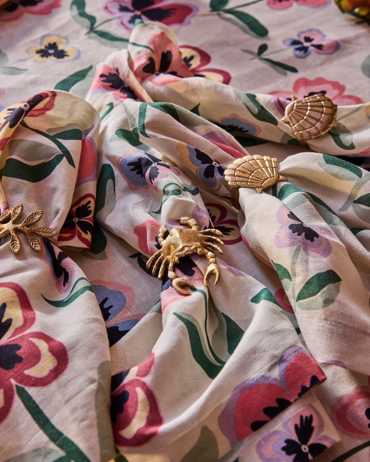 Pretty Pansy Napkin 4P Set