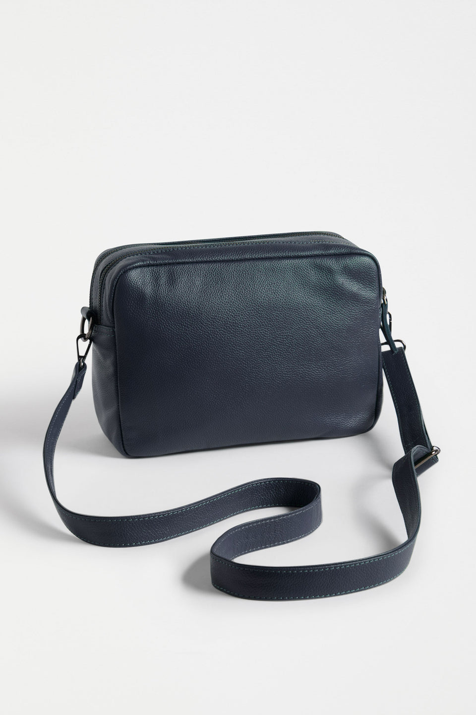 Olvi Crossbody