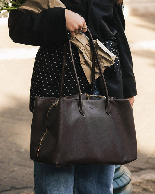 Leon Tote Bag