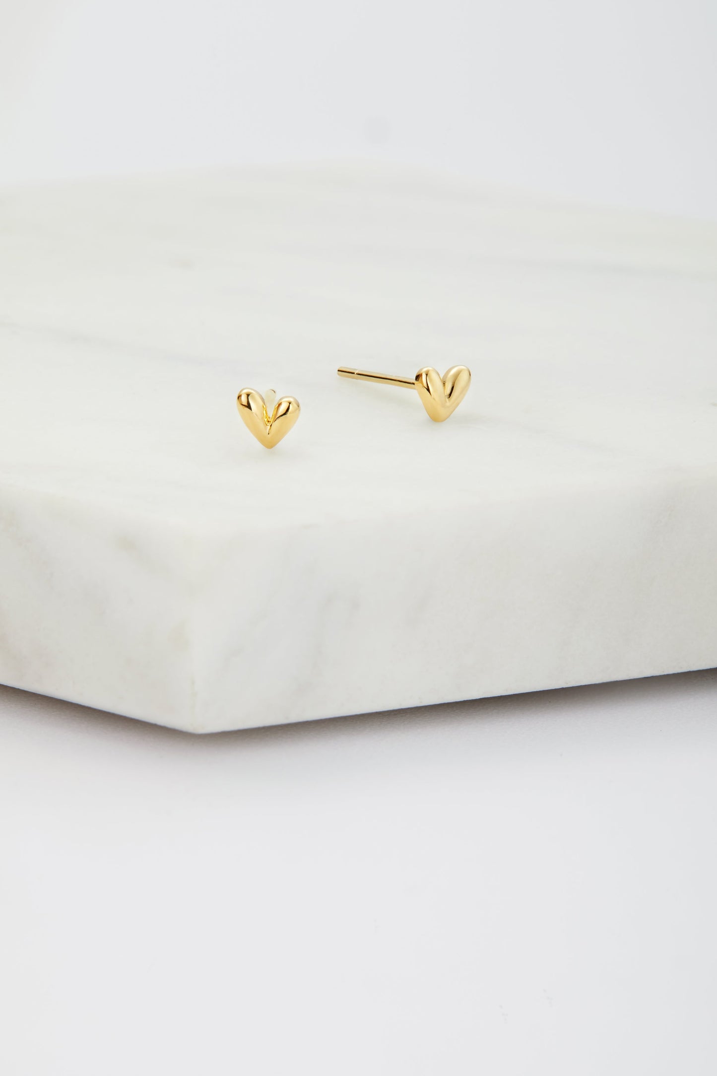Nora Stud Earring